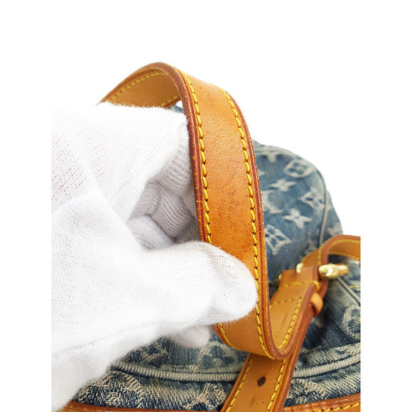 Louis Vuitton Monogram Denim Camera Shoulder Bag - Picture 8 of 9